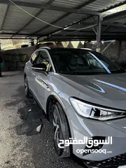  25 فولكسفاجن ID4 cross pro  موديل 2021+ الزيرو للبيع piano black  بلاك بيانو