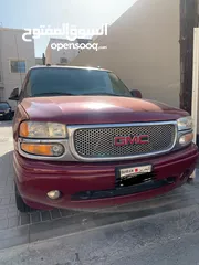  1 GMC yukon Denali 2004