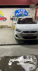  4 Hyundai accent 2016