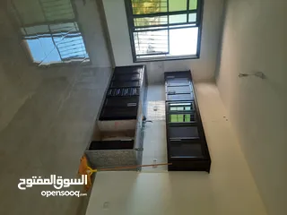  9 روف للايجار