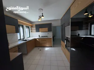  4 شقة للبيع بسبب السفر