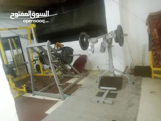  3 اجهزه نادي كامل امريكي
