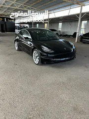  1 Tesla model 3 standard plus 2020