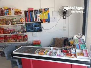  2 سوبر ماركت للبيع بسعر مغري شامل الايجار لمدة شهرين قادمين