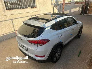  27 هونداي توسان وارد الشركة الردنيه فل كامل بنوراما مالك واحد من الوكالة