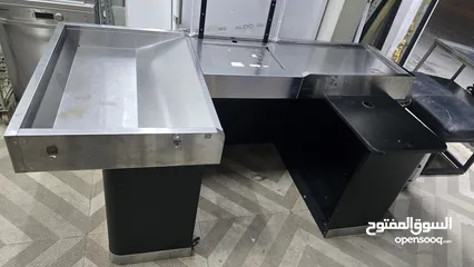  16 رفوف صناعية وتجارية