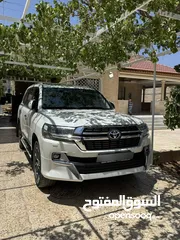 1 تويتا لند كروز 2021