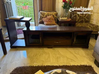  1 طاولة تلفزيون
