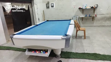  1 طاوله بلياردو
