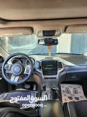  4 جراند شيروكي  باختصار  فل الفل من كل الإضافات والتعديلات  ماتور 3000 ديزل مع نظام تبريد معدل  نص بنص