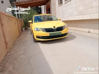  4 السيارة بحالة ممتازة بدون حوادث ولا غلطة الحمدلله احسن من البرايڤت تعال افحص وشوف وتفحص وين بدك