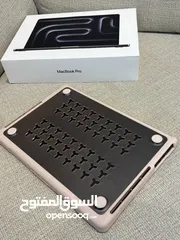  7 MacBook Pro 14 inch ( M4 1TB )