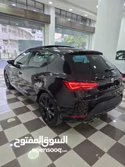  5 سيات ليون fr للبيع فل اضافات بحالة الوكالة
