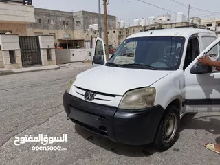  15 فإن بيجو شخصي طويل 2011 للبيع
