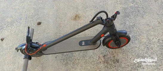  3 e scooter used like new