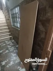  2 تخت اطفال للبيع بحاله ممتازه بدو دهان ومفصلات الله يطرح لصاحب النصيف