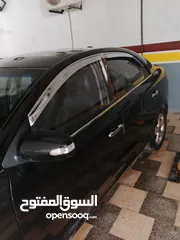  2 بسعر 8000 قابل للتفاوض  kia forti 2010 مستعمل للبيع