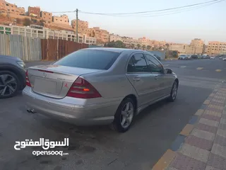  12 Mercedes Benz C200 2001  مرسيدس بنز c200 موديل c2001 مفتاح شفط بحالة ممتازة