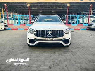  3 GLC 300 موديل 2022 عليها كت 63