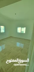  13 شقة سكنيه للايجار السنوي تشطيب ديلوكس