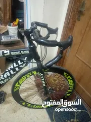  6 بسكليت سباق غيارات للبيع بحال ممتازه