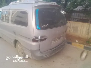  1 باص استركس موديل 2002 بحالة جيدة غير مرخص شهر  السعر 3.500 قابل للتفاوض