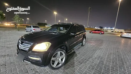  16 Mercedes-Benz  GL 450 2011