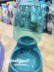  5 حافظات طعام و ماء للقطط والكلاب ،