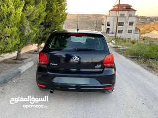  3 بولو اتوماتيك موديل 2015.مطور 1200تيريو. تامين شامل. اربع شبابيك كهرباء .غمازات ع المري. شاشة تتش. ج