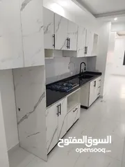  3 استوديوهات جديده عدد 2 للبيع بقوشان واحد في اربد موقع مميز بجانب مستشفى اربد التخصصي قرب سيتي مول
