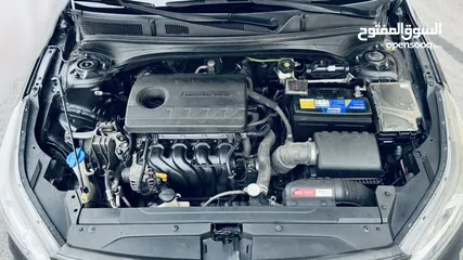  17 Kia cerato   Model :2019  Dohc 1600 CC  Gearbox : automatic   Colour: Gary  Inside :Black ABS Airbag