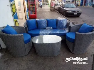  21 خمس مقاعد وطاوله وسط130دينار اربع مقاعد 100سبع مقاعد وطاولة وسط 180دينار وجميع الوان موجود وتر بروف