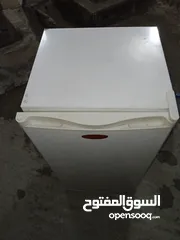  2 ثلاجه مكتب صغيره بحاله الوكاله