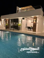  1 شاليه فاخر مطل على البحر مباشره