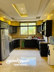  17 شاليه مميز للبيع
