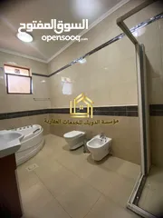  12 شقة دوبلكس أول مع روف مع ترس بإطلالــــه رائعة