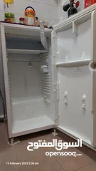  1 Whirlpool white colour refrigerator