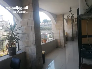  5 مكاتب للايجار