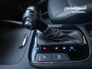  7 كيا k3 2017  لون اسود وارد كوريا الصنف المميز  فحص كامل 7 جيد استخدام شخصي