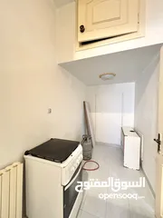  20 شقة الأحلام في أم أذينة الغربية – خصوصية، إطلالات، وأناقة بلا حدود