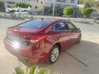  2 هونداي i40 صالون عائلية فخمة موديل 2013 بمحرك ديزل إقتصادي جدا 1700 سي سي