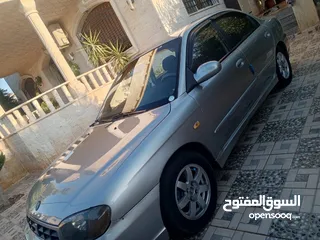  6 كيا سبيكترا موديل 2000 بحالة ممتازة