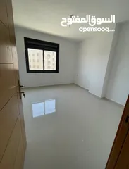  8 شقة للإيجار