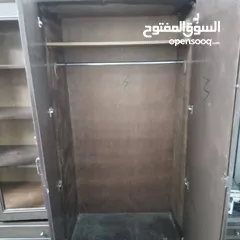  12 غرفه نوم لاتيه 18 بحاله جيده جدا سرير مع خزانة ودرجين وتسريحة مستعملة للبيع