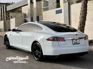  3 تيسلا موديل Model S فحص كامل كلين تايتل ولا ملاحظة مالك اول 140 الف كيلو فقط