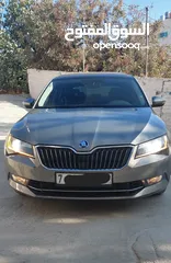  2 اسكودا سوبير بنزين 2018 قوه 2000 4x4 قوه 280حصان بانوراما  نقطه عمياء خروج عن المسار فل الفل بصمه
