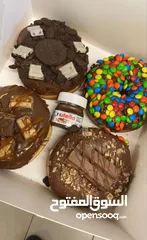  7 (رشة سكر)بتوفر توزيعات حلو للمناسبات دونات بأفخم الزينه  تشيز كيك لوتوس كريب