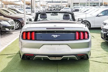  6 Ford Mustang  2017 Convertible