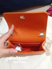  2 شنطة يد من فالنتينو أصلية- Valentino habd bag