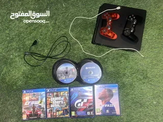  1 بلايستيشن 4 سليم 1 تيرا + ايدتين + 7 العاب + شاحن + سلك 3 متر HDMI للبيع في رام الله